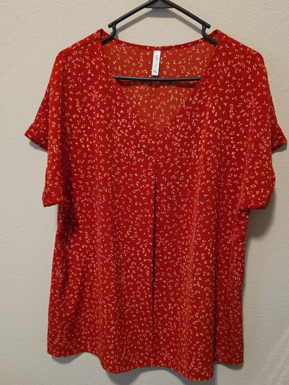 Red Floral Pleat-Front Tunic by QUEZHU size XL